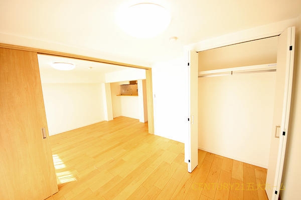 ピアコート六実