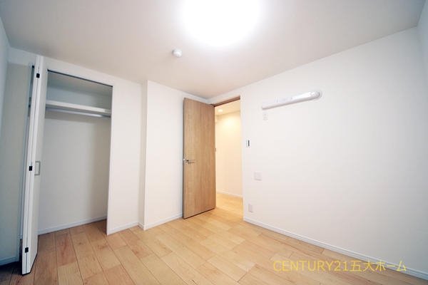 ピアコート六実