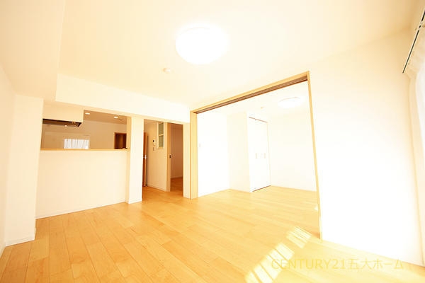 ピアコート六実