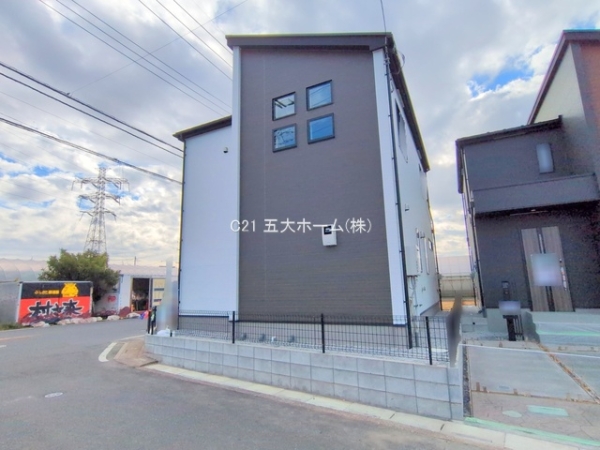 三郷市鷹野５丁目の新築一戸建