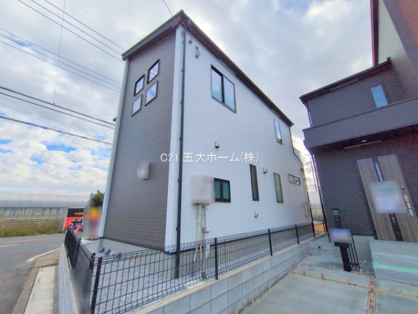 三郷市鷹野５丁目の新築一戸建
