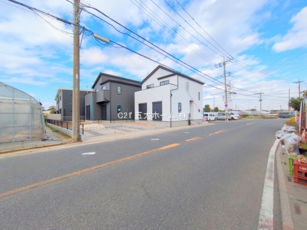 三郷市鷹野５丁目の新築一戸建