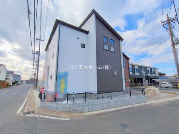 三郷市鷹野５丁目の新築一戸建