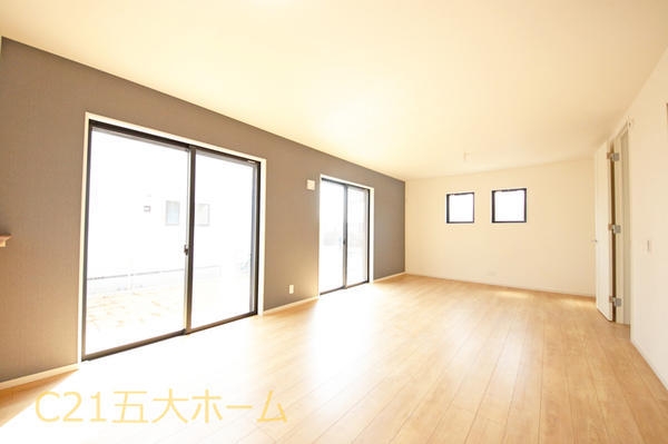 松戸市栄町西５丁目の新築一戸建