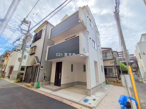 市川市市川2丁目の新築一戸建