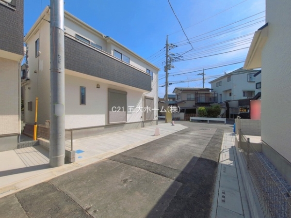 三郷市戸ケ崎５丁目の新築一戸建