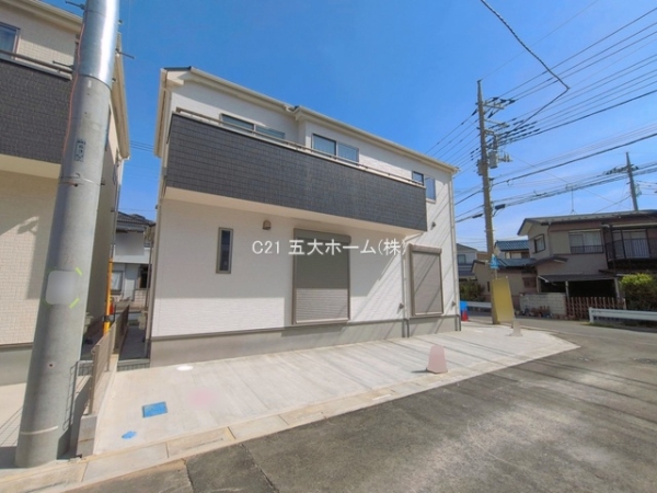 三郷市戸ケ崎５丁目の新築一戸建