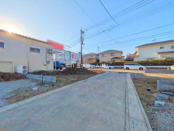 三郷市早稲田８丁目の土地