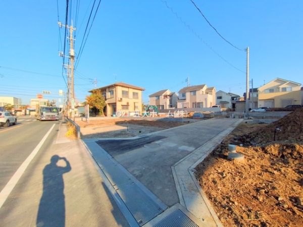 三郷市早稲田８丁目の土地