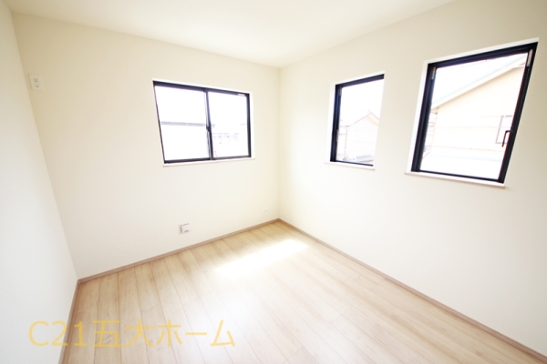 松戸市高塚新田の新築一戸建
