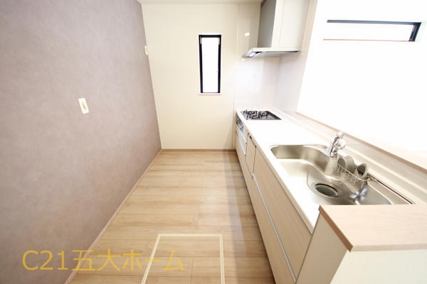 松戸市高塚新田の新築一戸建