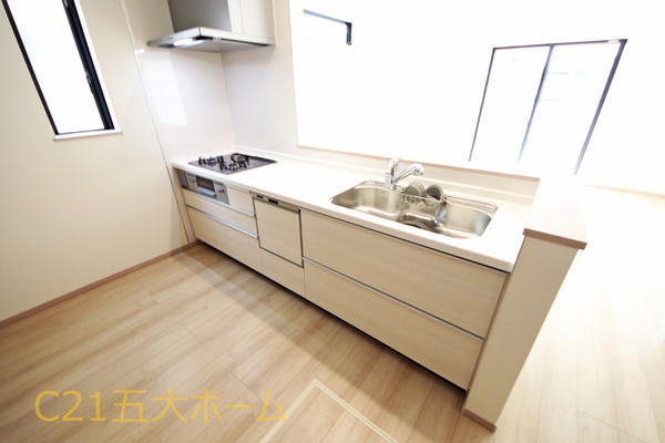 松戸市高塚新田の新築一戸建