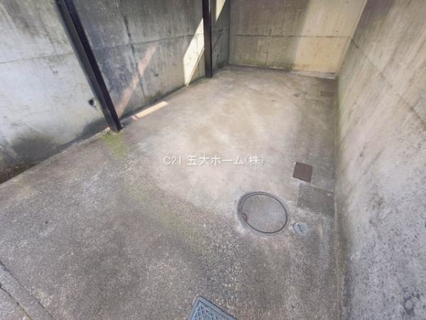 松戸市根木内の中古一戸建て