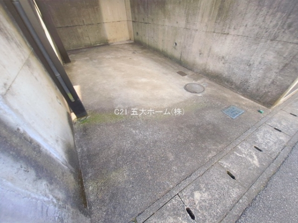 松戸市根木内の中古一戸建て