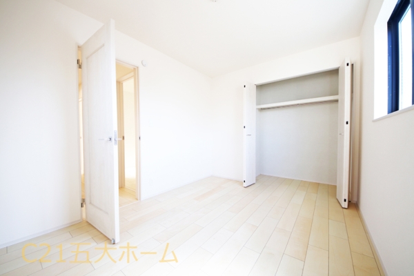 松戸市三矢小台３丁目の新築一戸建