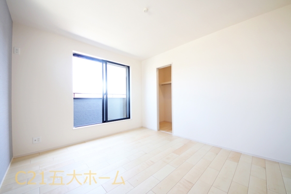 松戸市三矢小台３丁目の新築一戸建