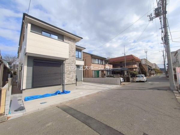 松戸市新松戸７丁目の新築一戸建
