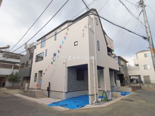 市川市平田４丁目の新築一戸建