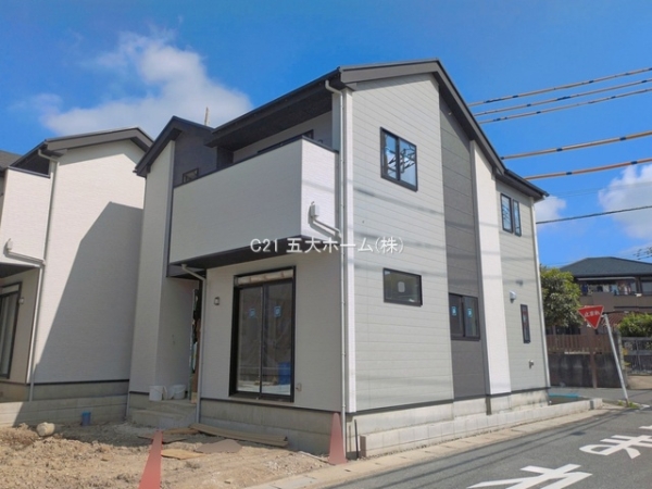 三郷市戸ケ崎１丁目の新築一戸建