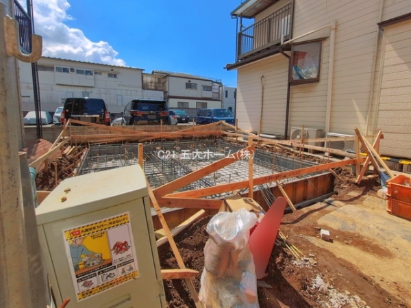 江戸川区松本１丁目の新築一戸建