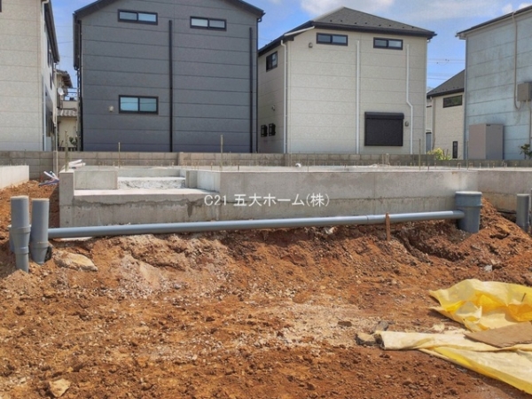 松戸市三矢小台４丁目の新築一戸建