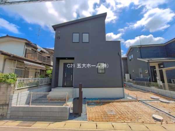 松戸市根木内の新築一戸建