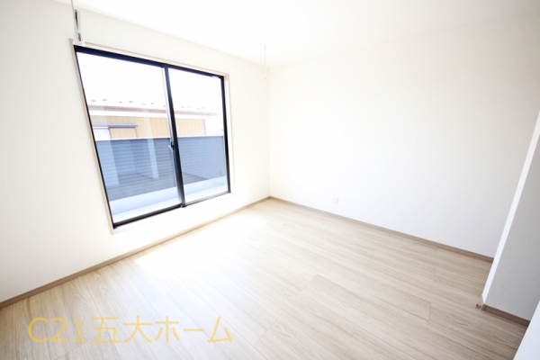 松戸市八ケ崎４丁目の新築一戸建