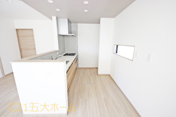 松戸市八ケ崎４丁目の新築一戸建
