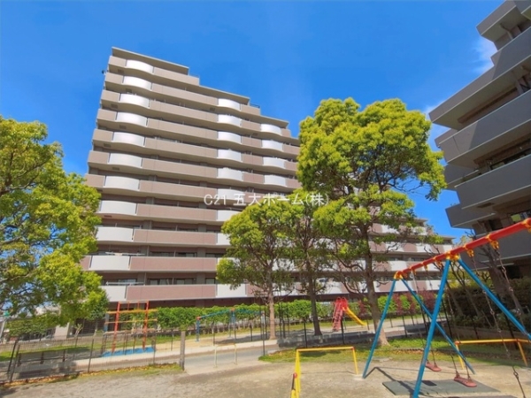 ファミール市川ガーデンプラザ・ウエスト
