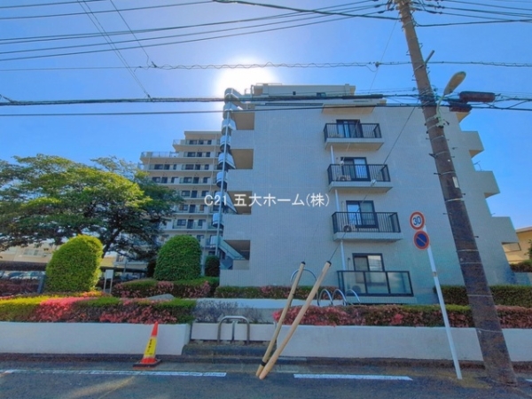 ライフペリエ三郷