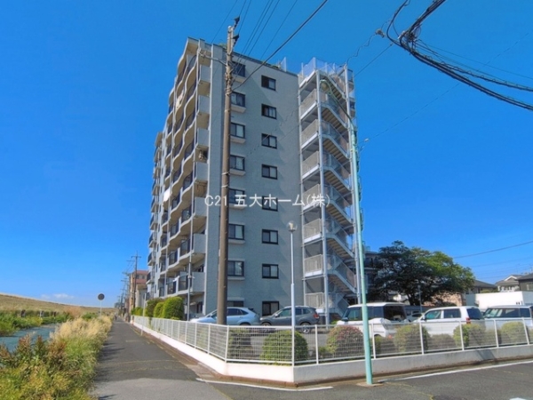ライフペリエ三郷