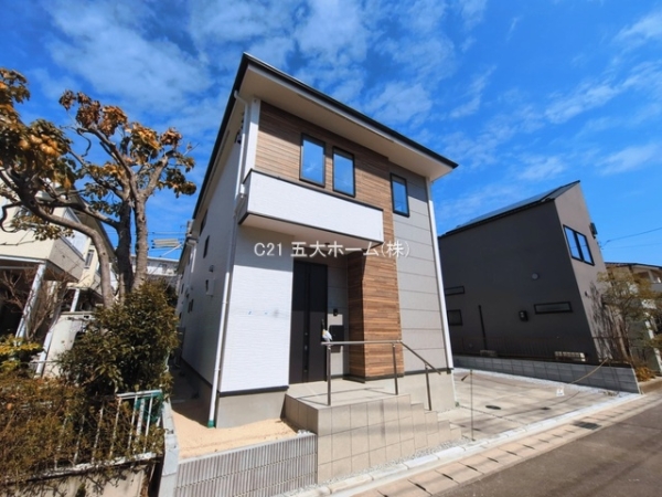 松戸市新松戸７丁目の新築一戸建