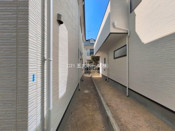 松戸市新松戸７丁目の新築一戸建