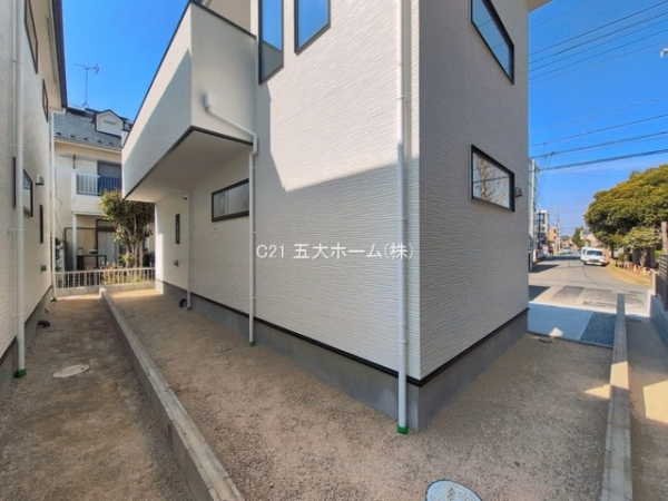 松戸市新松戸７丁目の新築一戸建