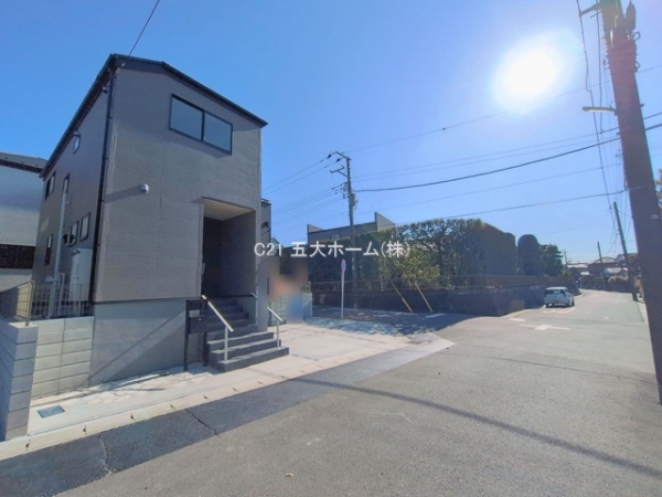 松戸市小金原４丁目の新築一戸建
