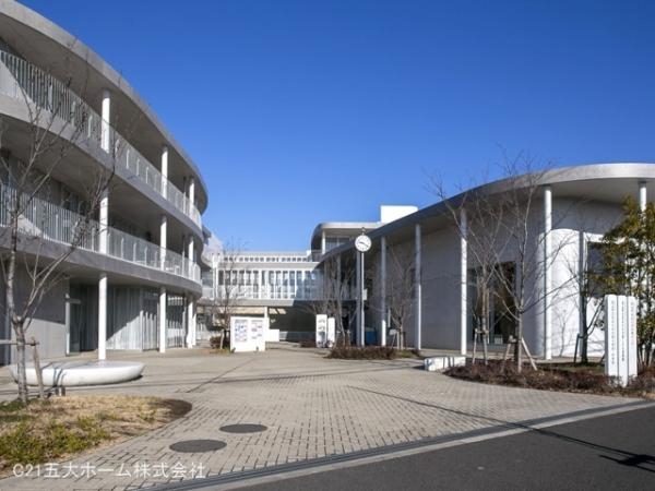 プレイズ流山おおたかの森(流山市立おおたかの森中学校)