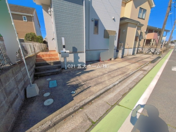 三郷市早稲田８丁目の中古一戸建て