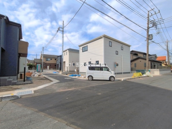 三郷市彦糸１丁目の新築一戸建