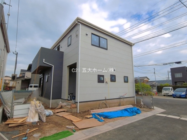 三郷市彦糸１丁目の新築一戸建