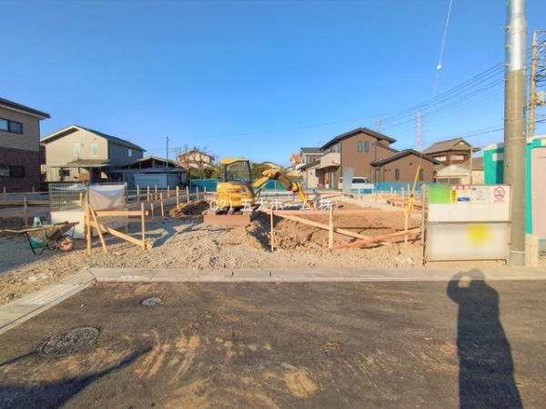 三郷市彦糸１丁目の新築一戸建