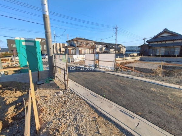 三郷市彦糸１丁目の新築一戸建