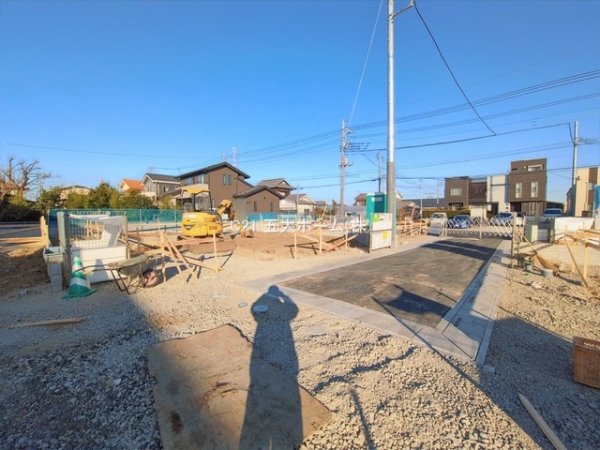 三郷市彦糸１丁目の新築一戸建
