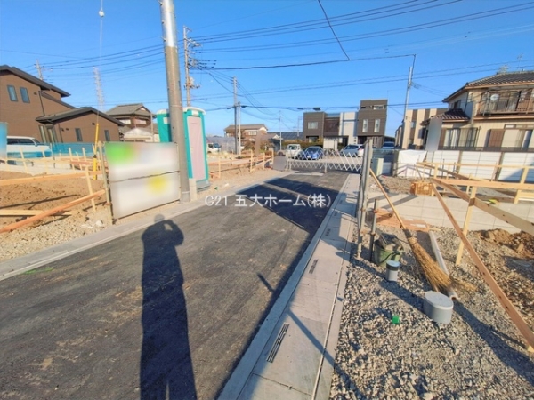 三郷市彦糸１丁目の新築一戸建