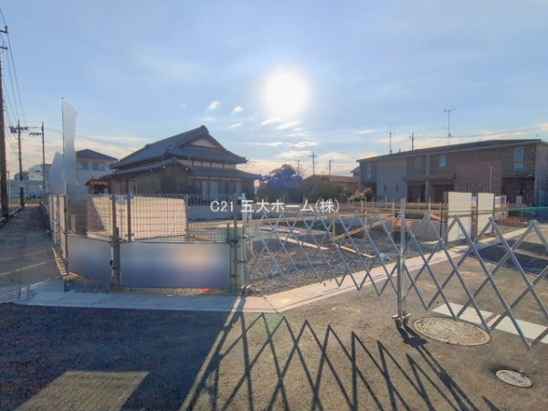 三郷市彦糸１丁目の新築一戸建