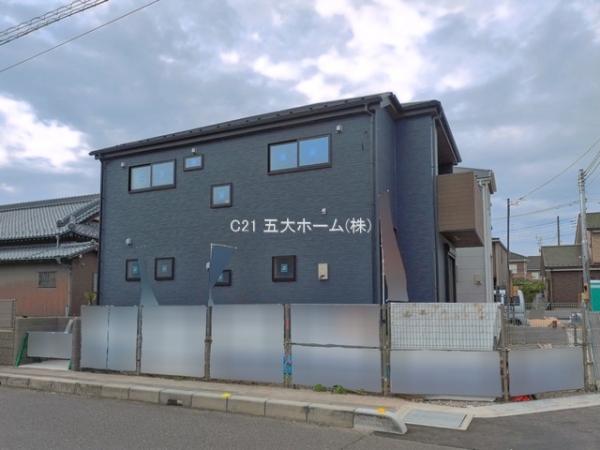 三郷市彦糸１丁目の新築一戸建