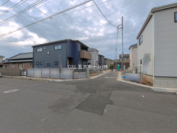 三郷市彦糸１丁目の新築一戸建