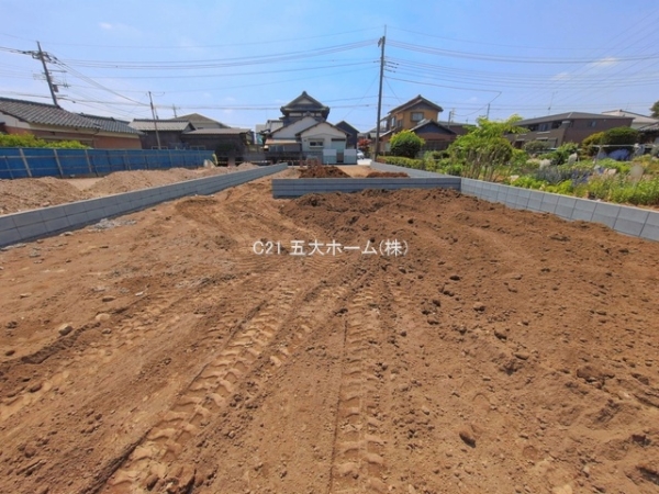 三郷市彦糸１丁目の新築一戸建