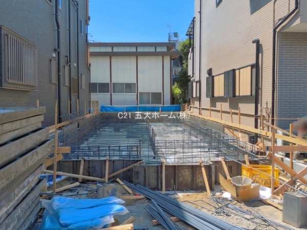江戸川区鹿骨２丁目の新築一戸建