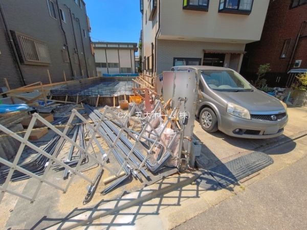 江戸川区鹿骨２丁目の新築一戸建