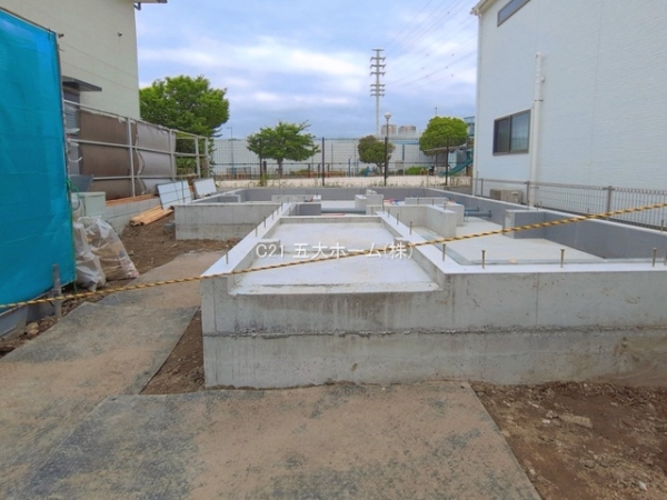 市川市平田４丁目の新築一戸建